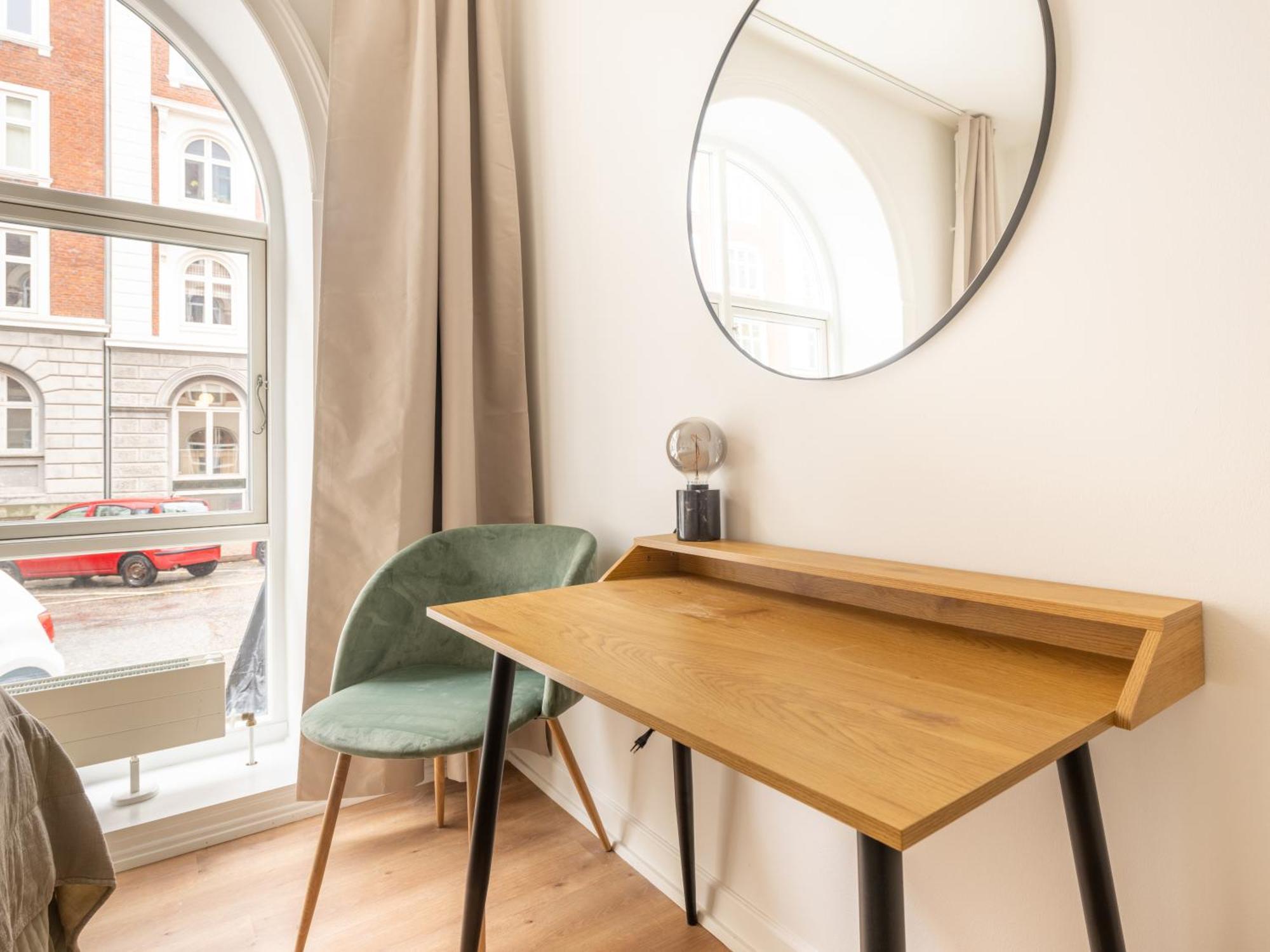 Sanders Noble - Fantastic 4-Bdr Apt In The Capital Köpenhamn Exteriör bild
